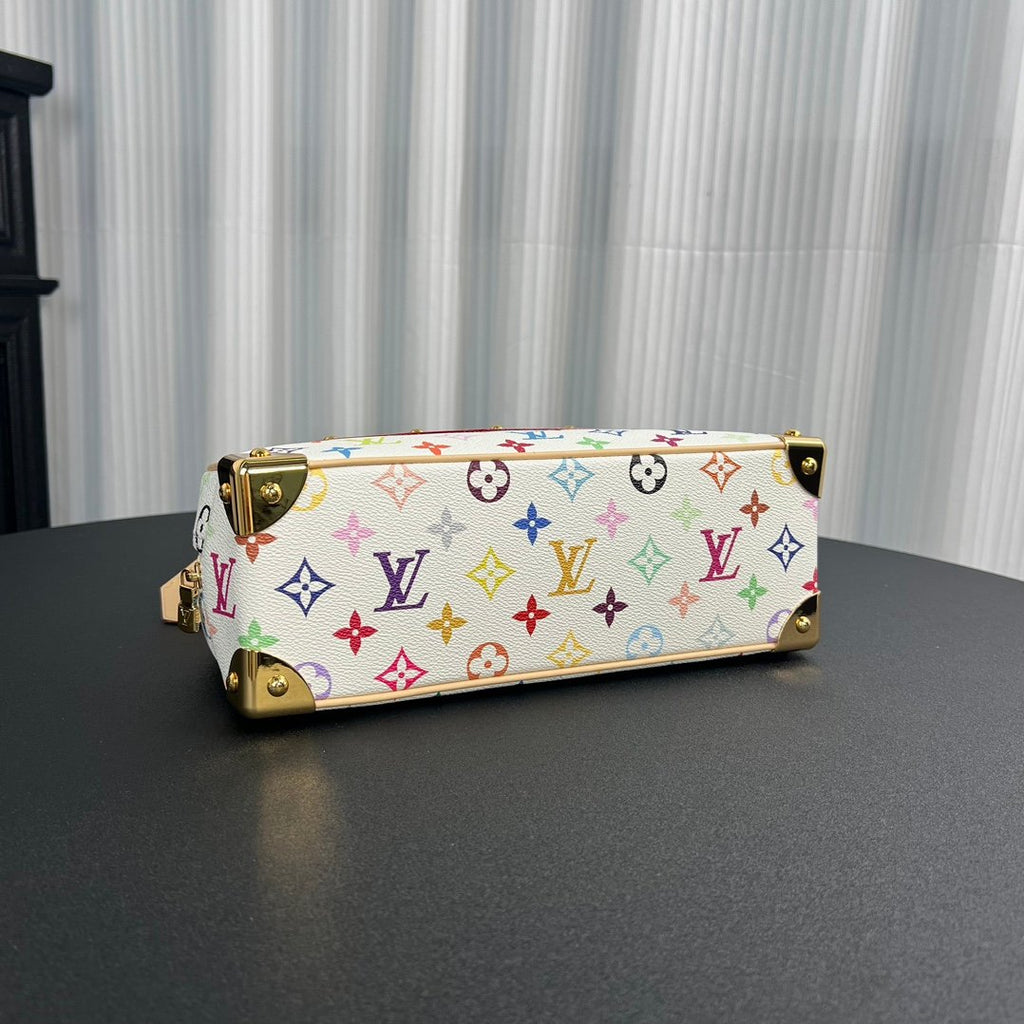 LV White Tricolor
