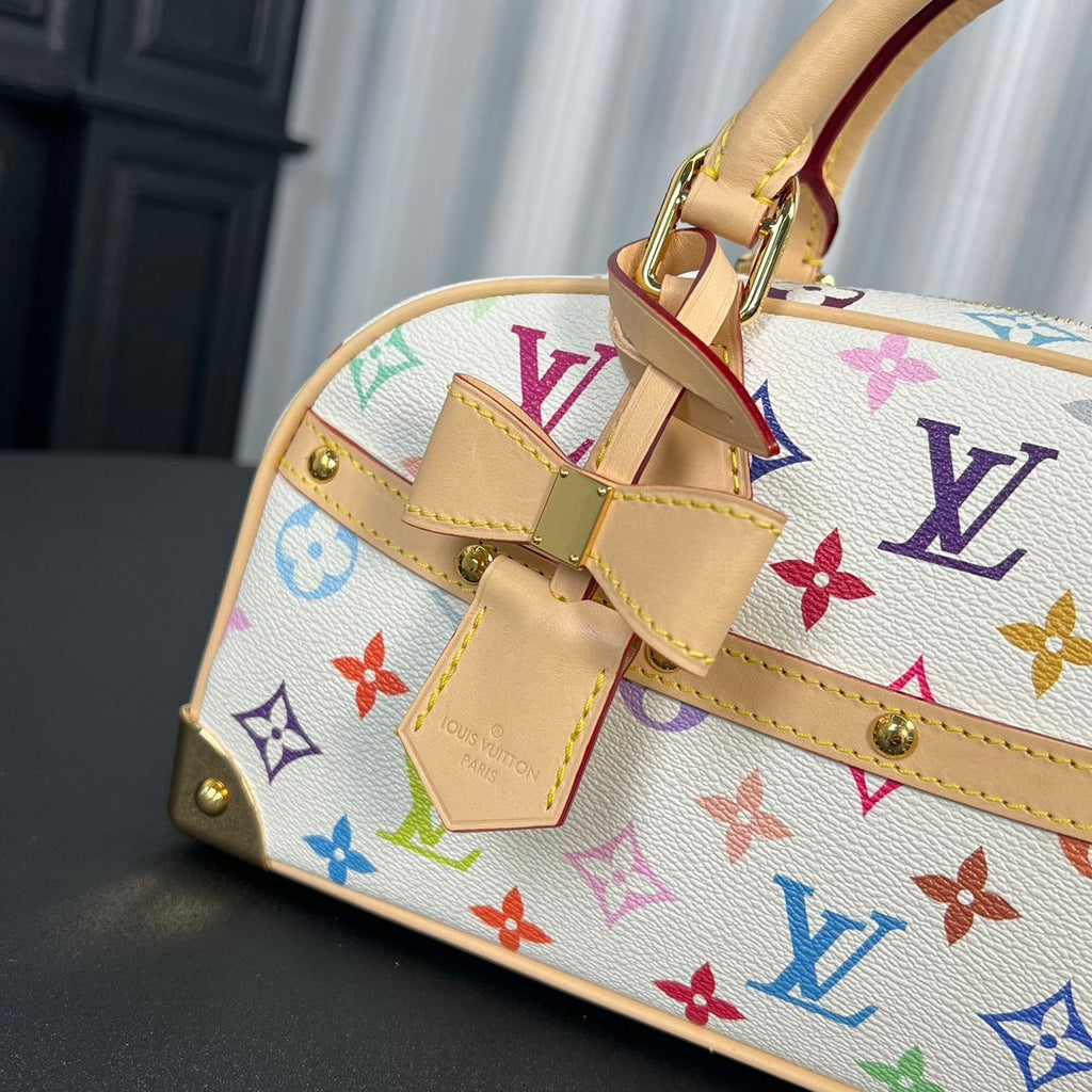LV White Tricolor