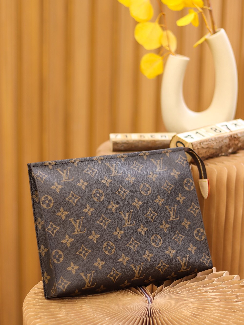 LV
