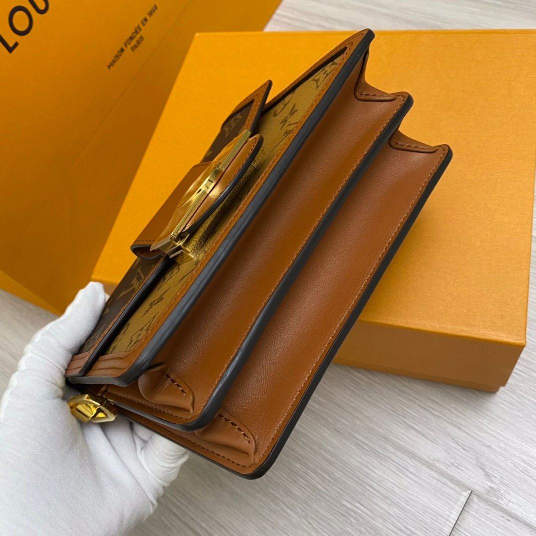 LV Dauphine