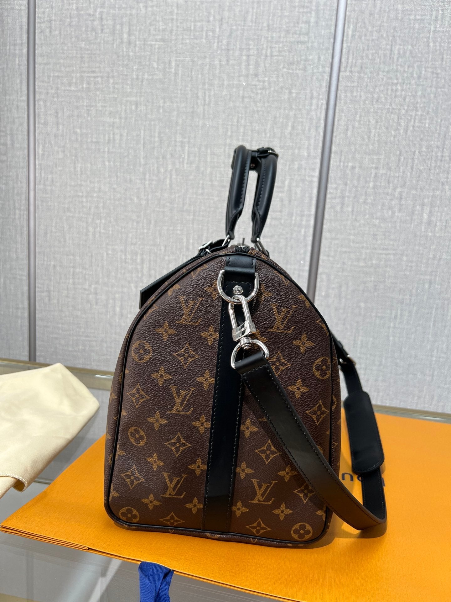 LV KEEPALL BANDOULIÈRE 45
