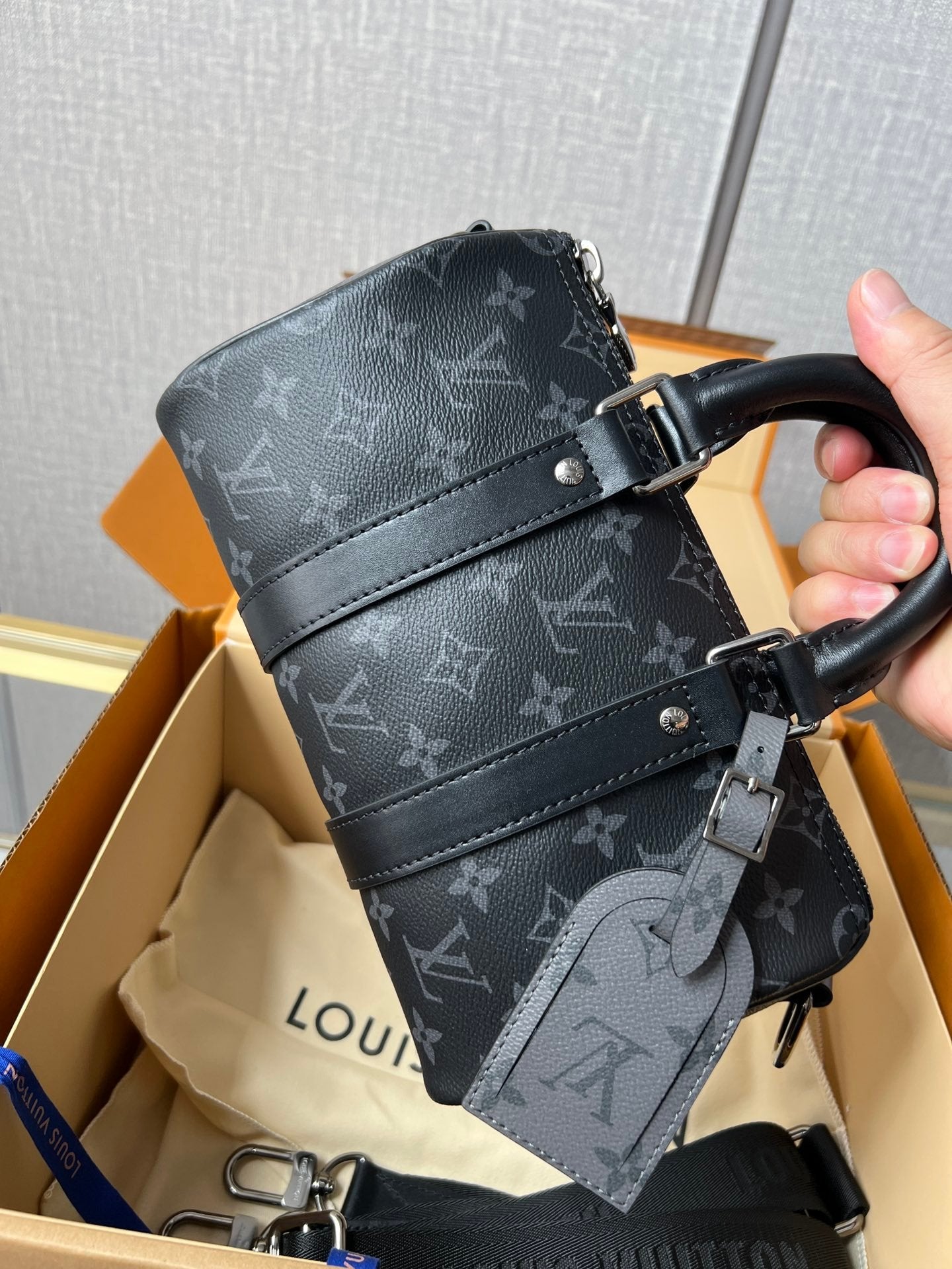 LV KEEPALL BANDOULIÈRE 25