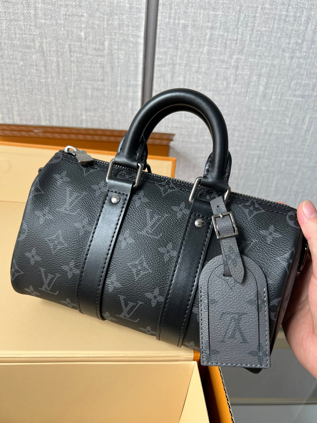 LV KEEPALL BANDOULIÈRE 25