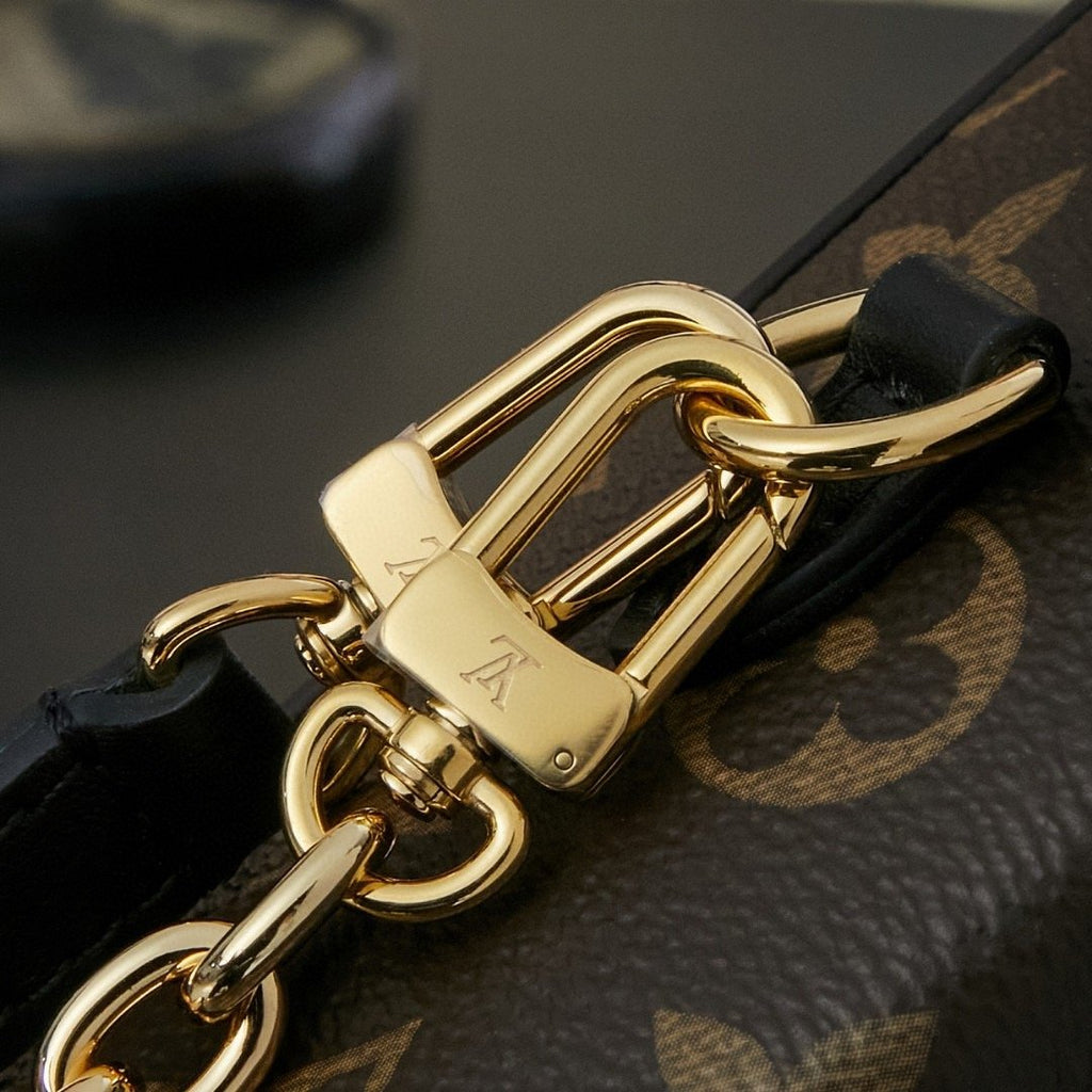 LV CAMERA BOX