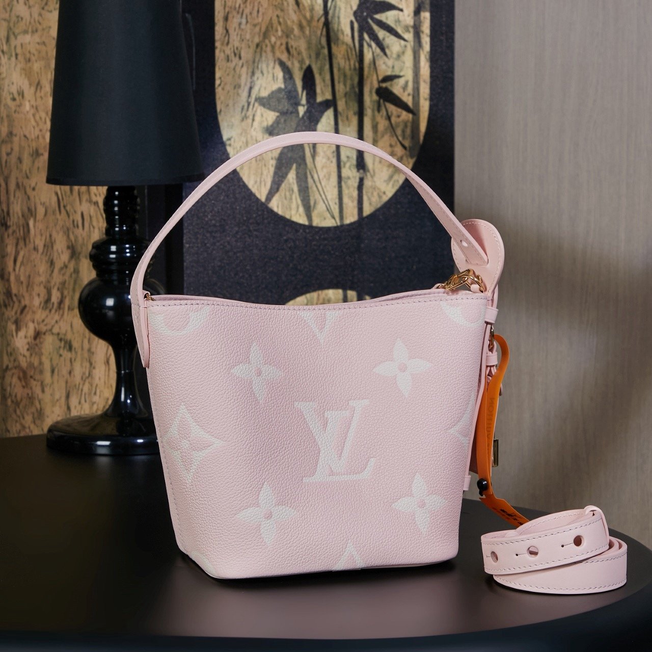 LV ALL IN BB