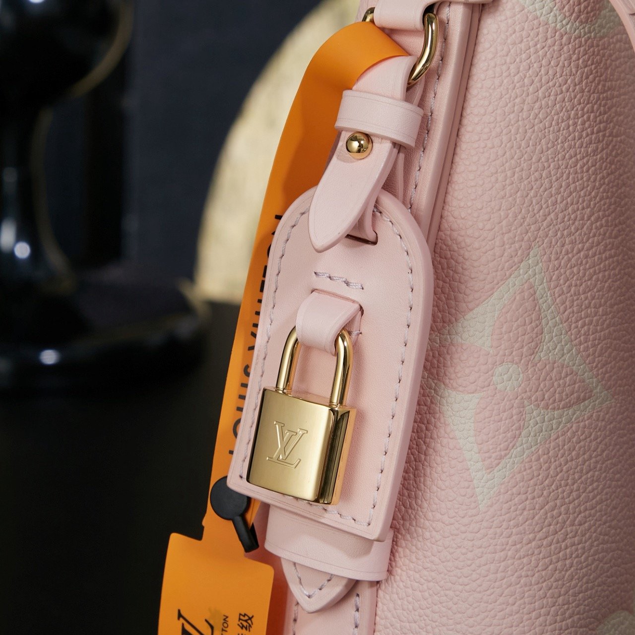 LV ALL IN BB