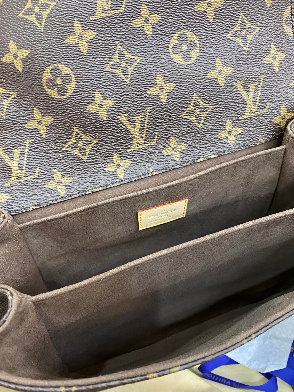 LV POCHETTE MÉTIS