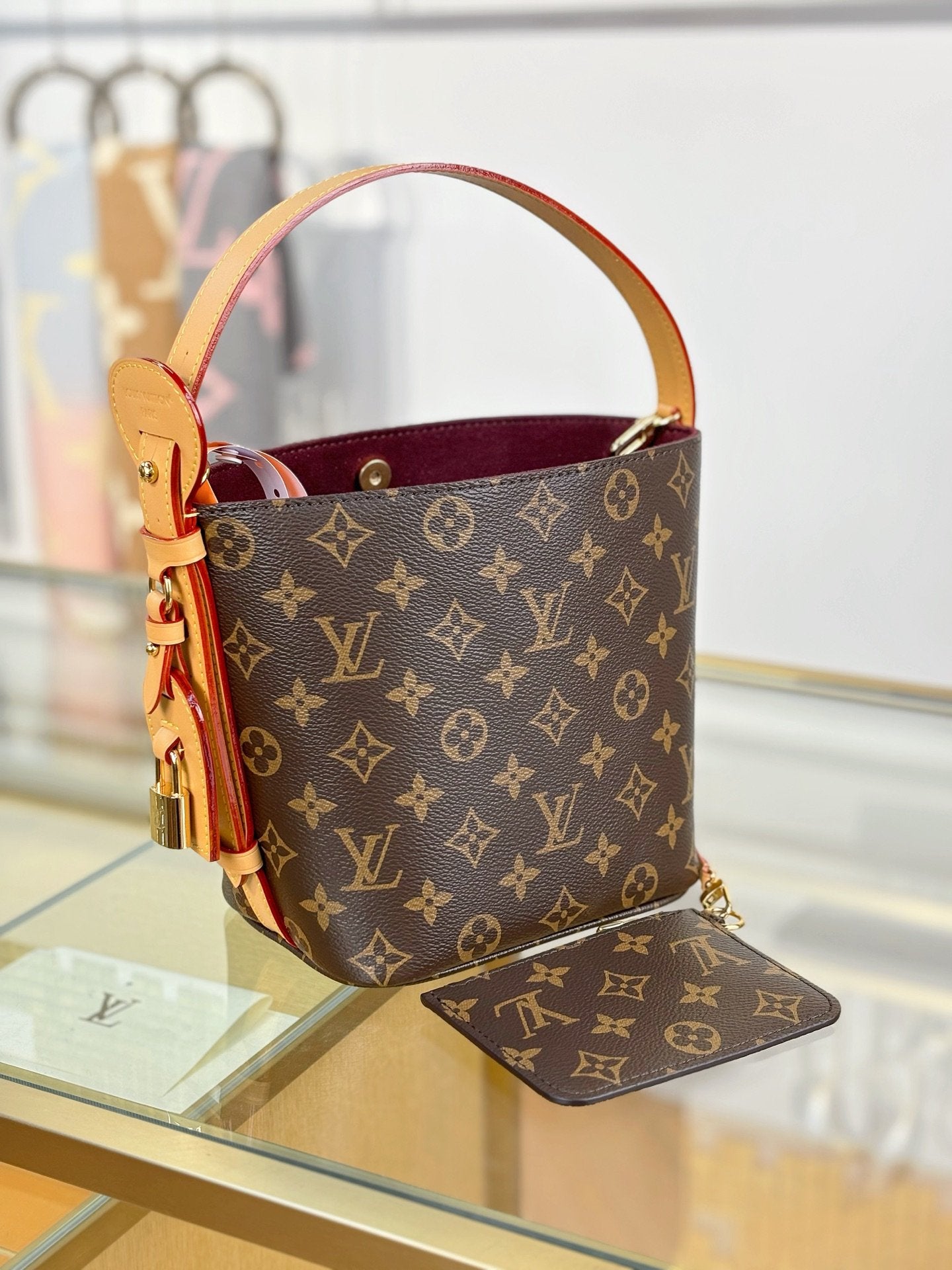 LV ALL IN BB