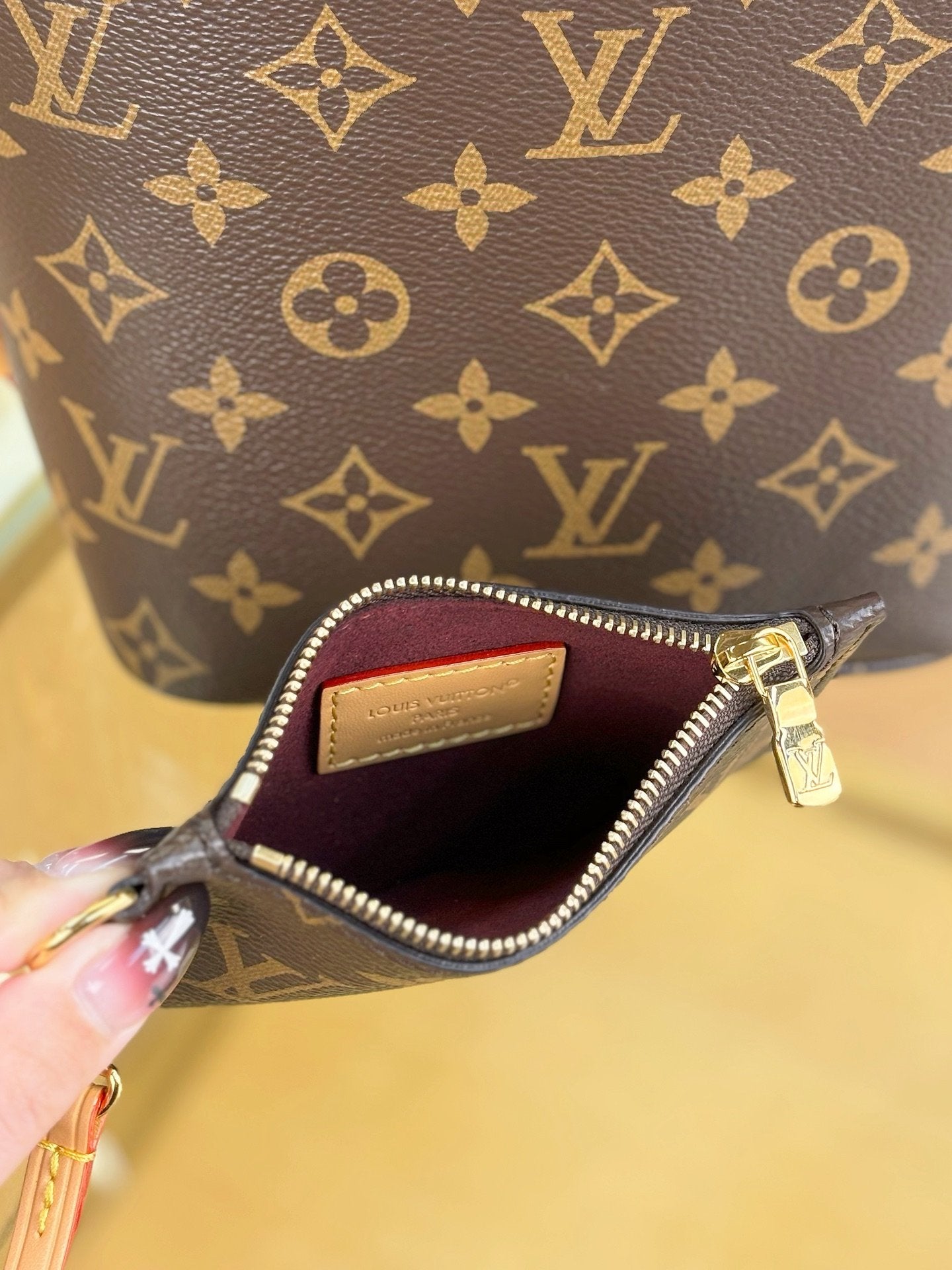 LV ALL IN BB