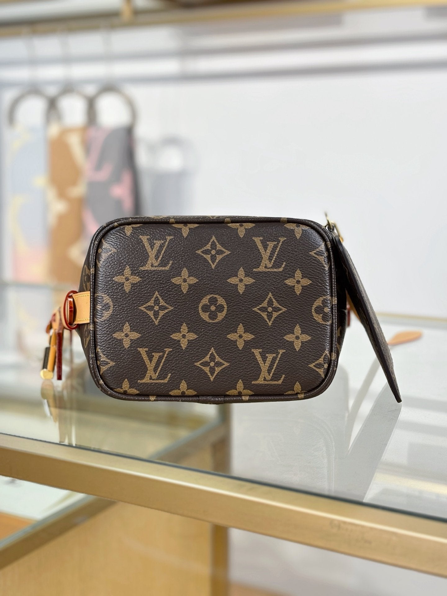 LV ALL IN BB