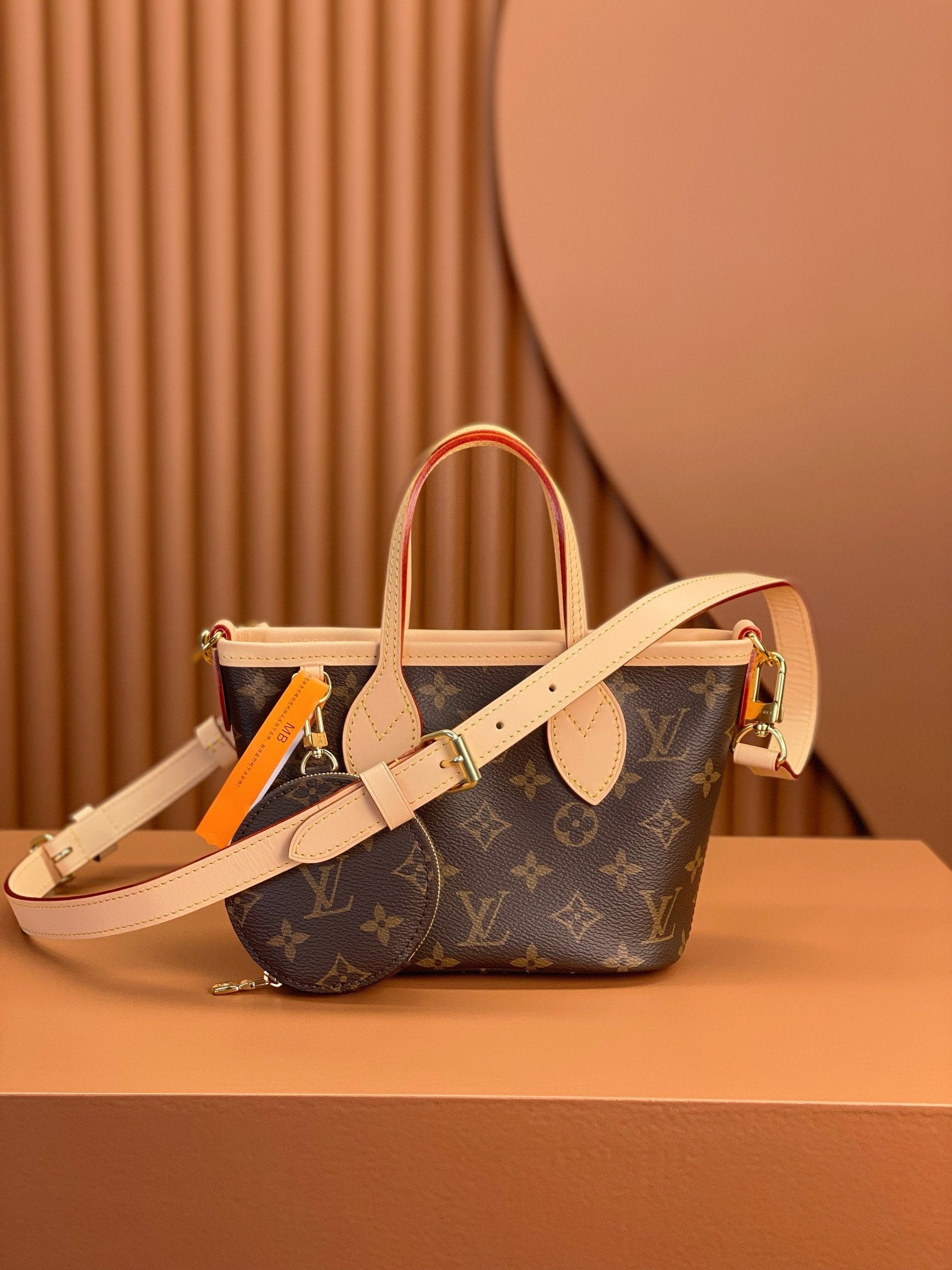 LV Neverfull BB