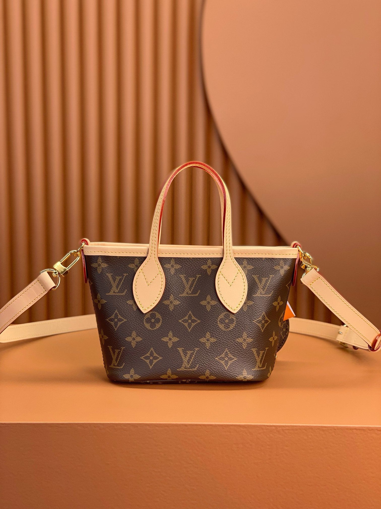 LV Neverfull BB