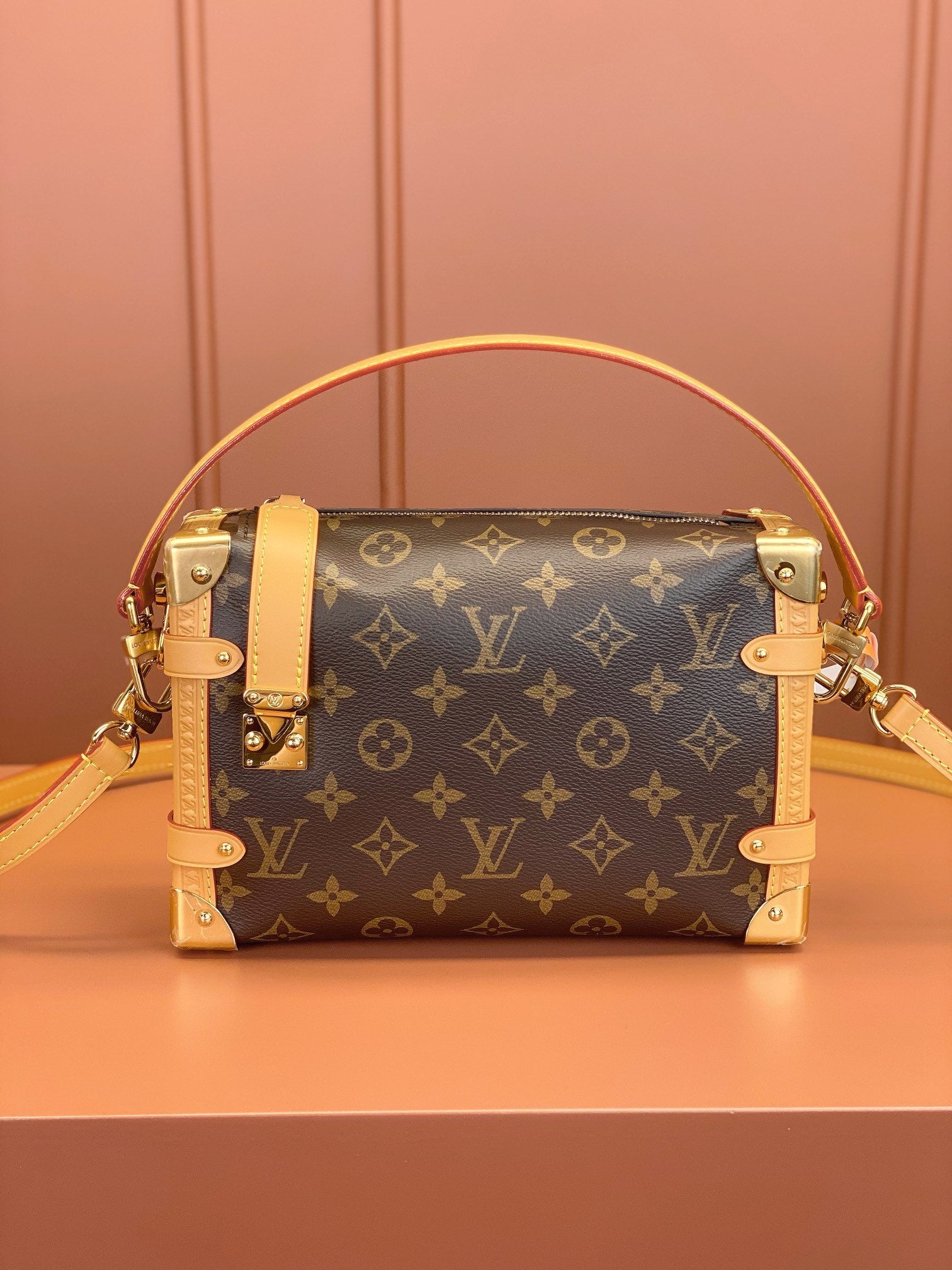 LV SIDE TRUNK