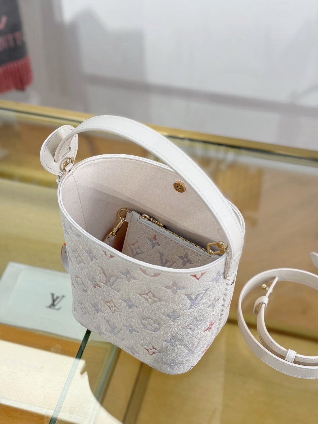 LV ALL IN BB