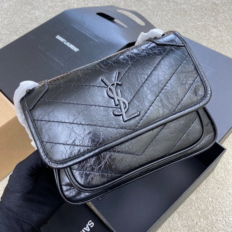 YSL Niki (black chain)