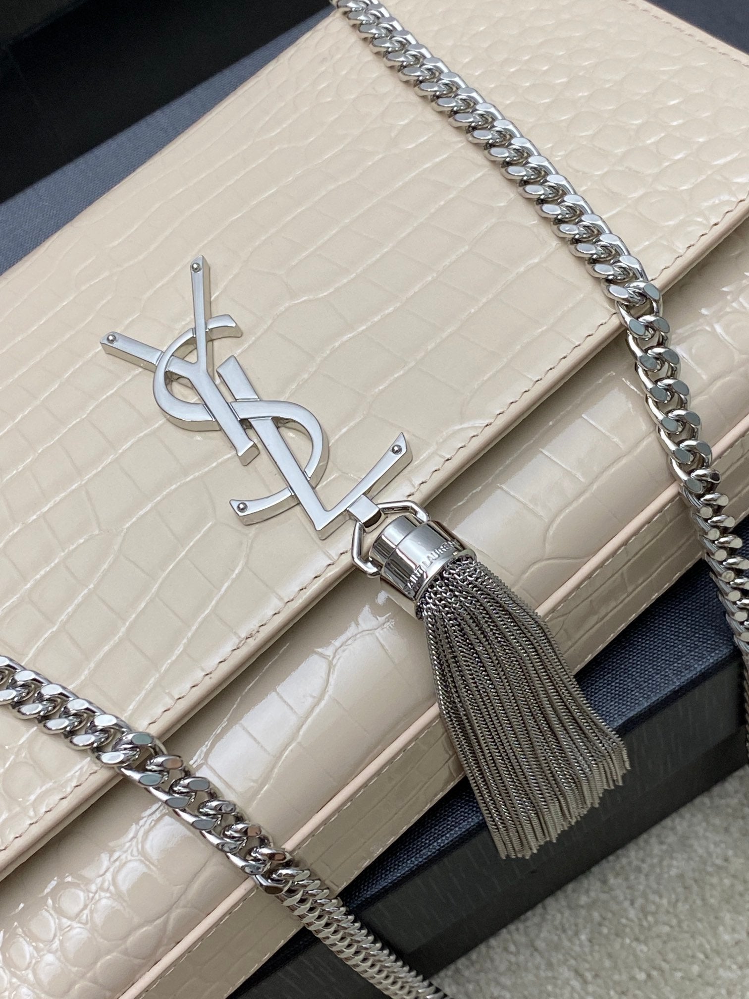 YSL KATE