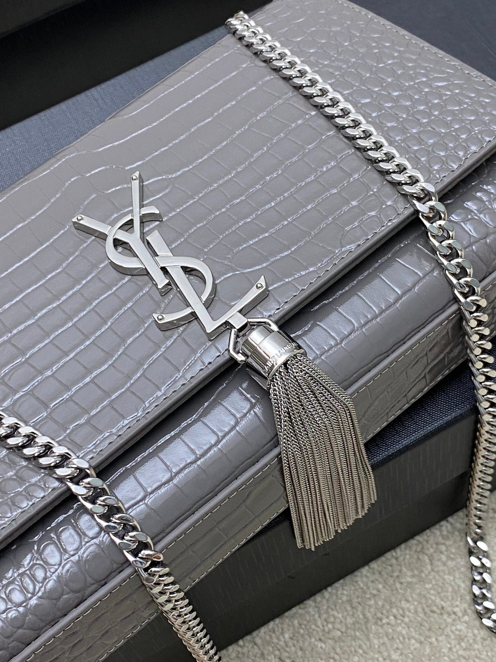 YSL KATE