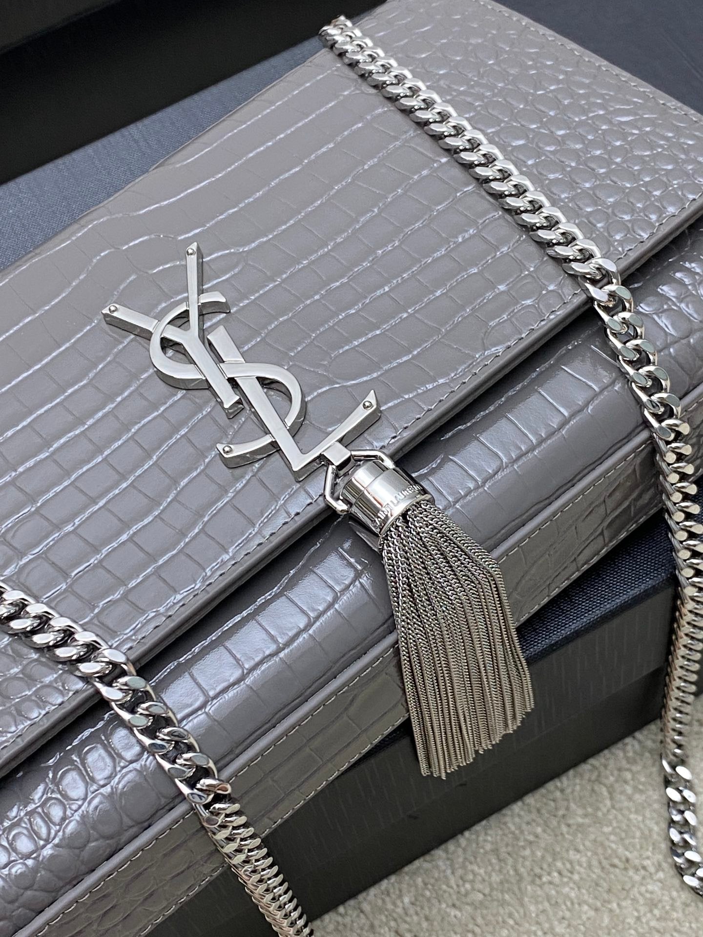 YSL KATE