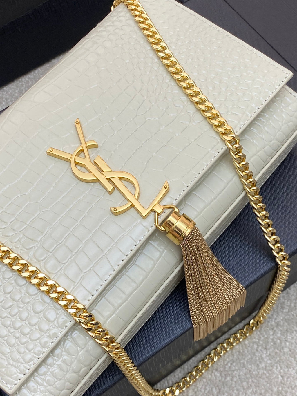 YSL KATE