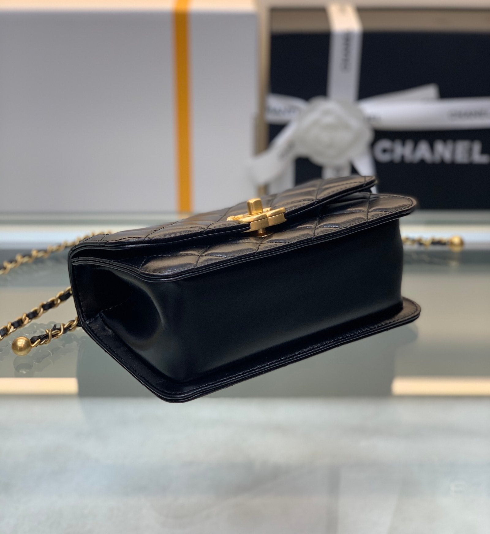 CHANEL 24C