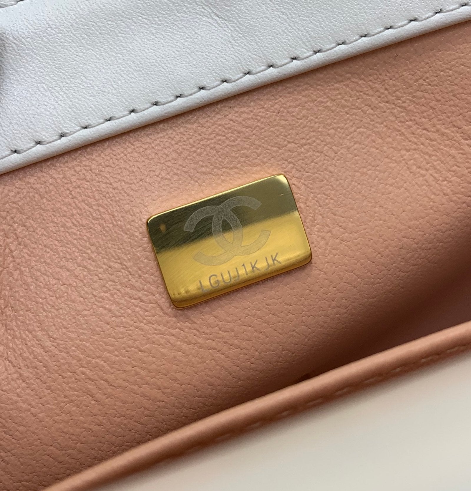 CHANEL 24C