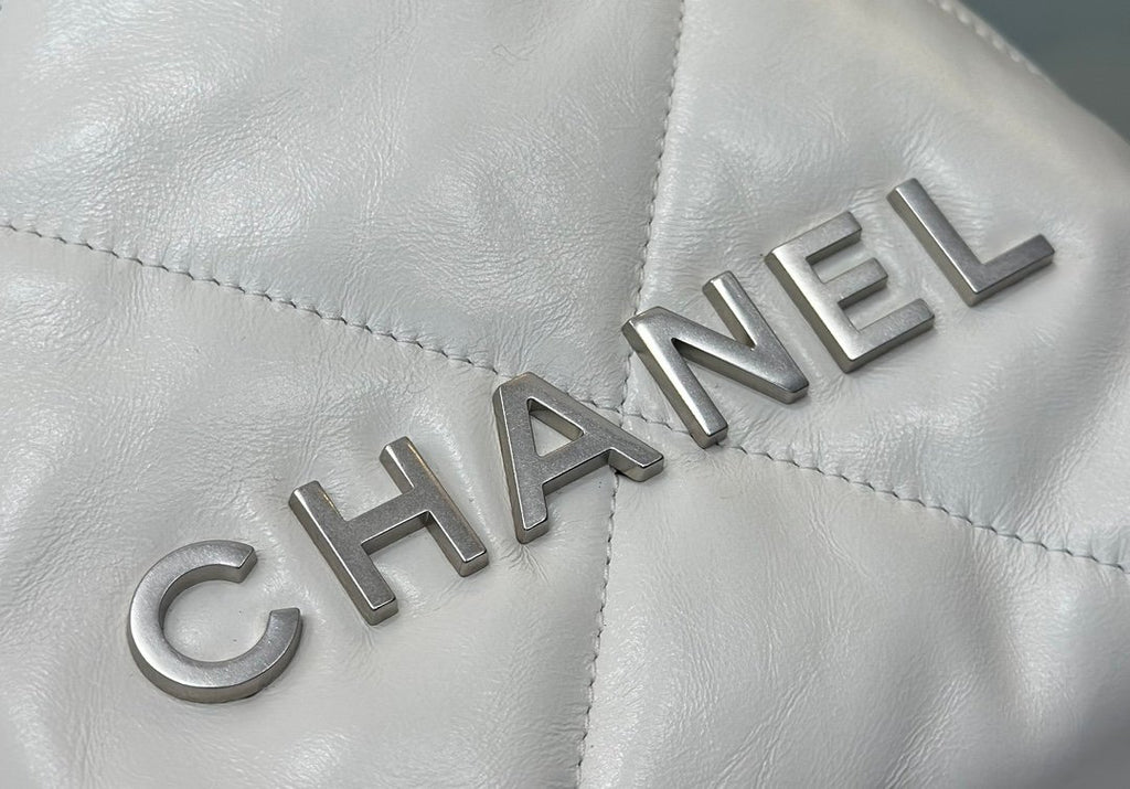 Chanel mini 22bag