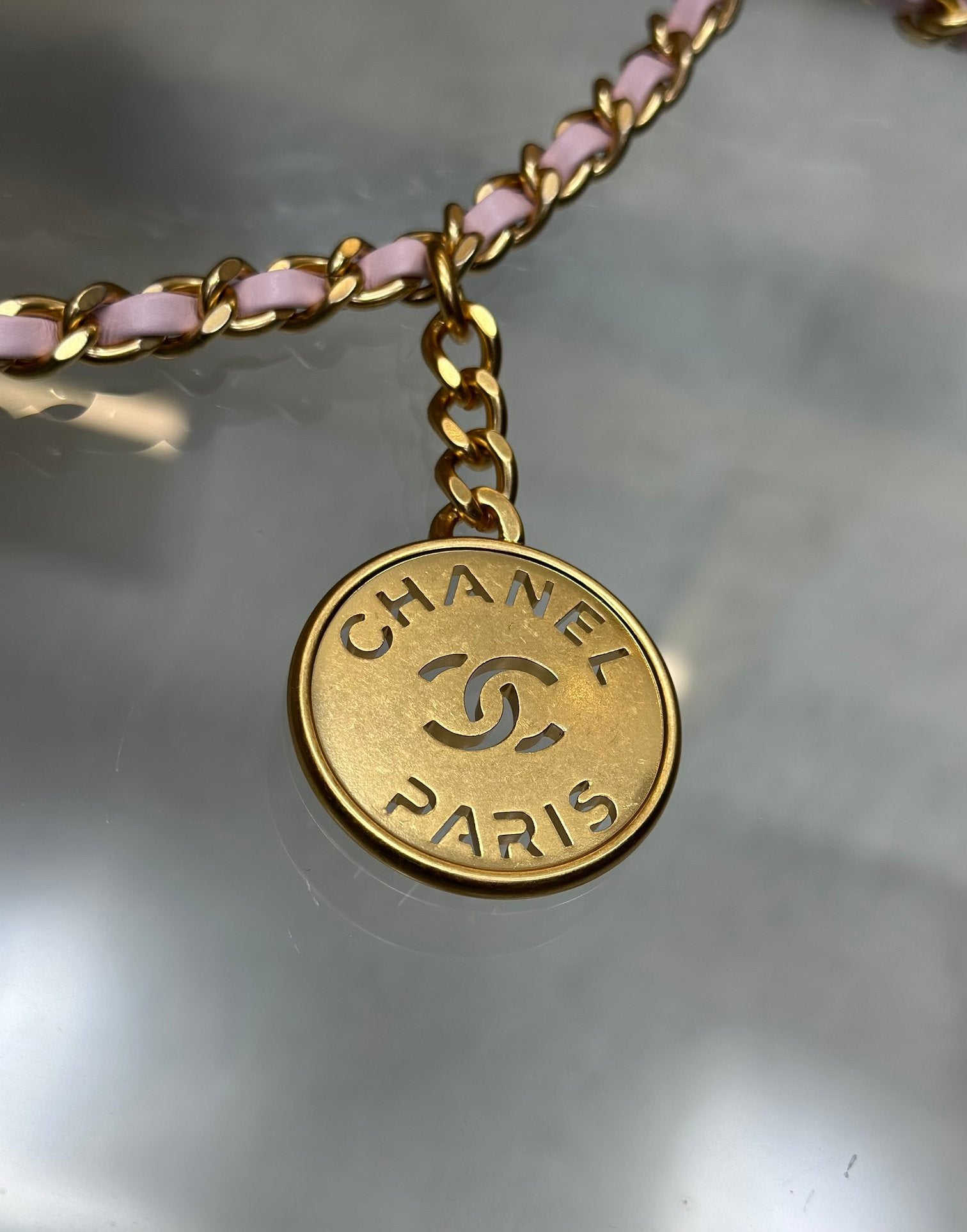 Chanel mini 22bag