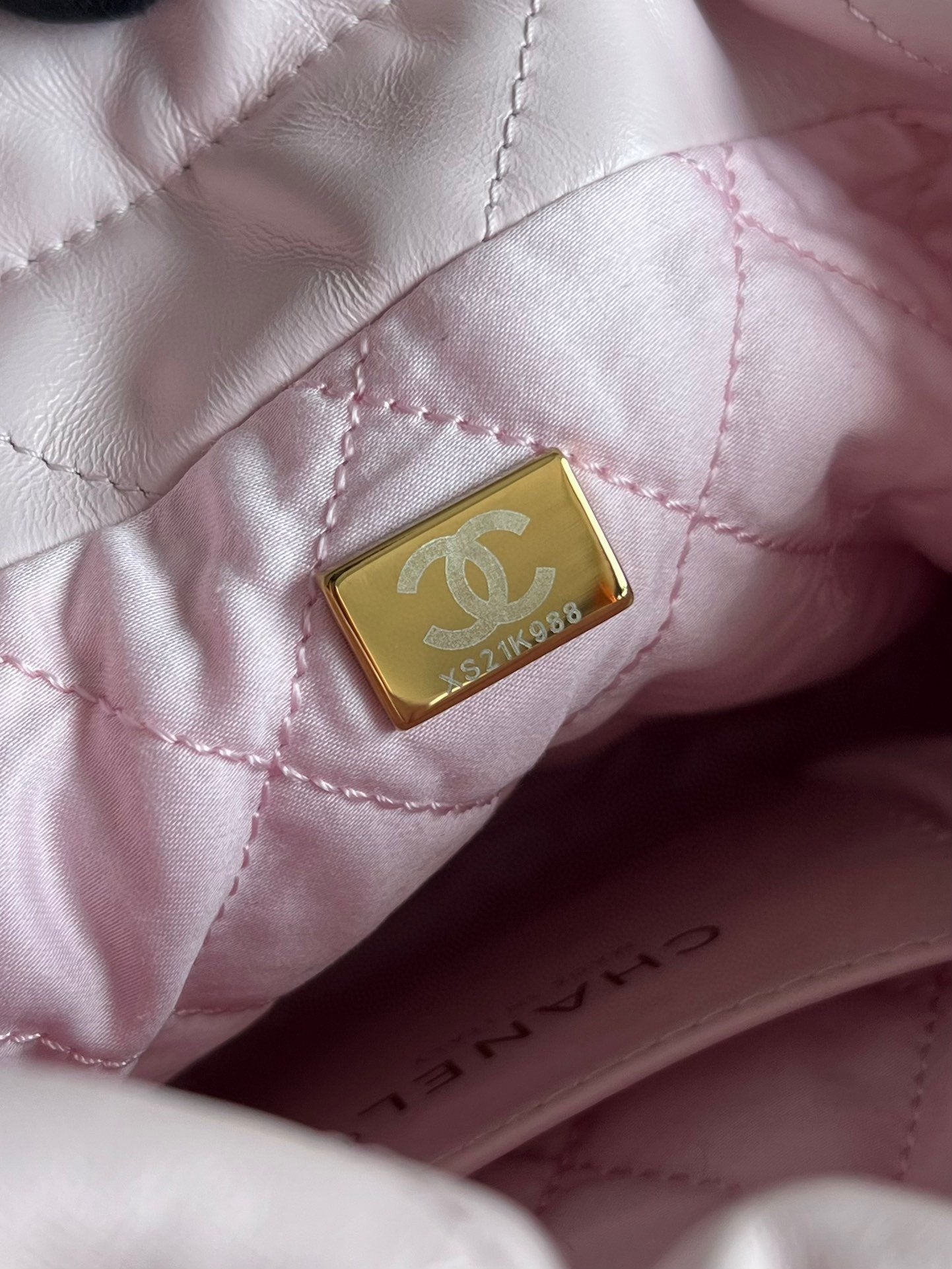 Chanel mini 22bag