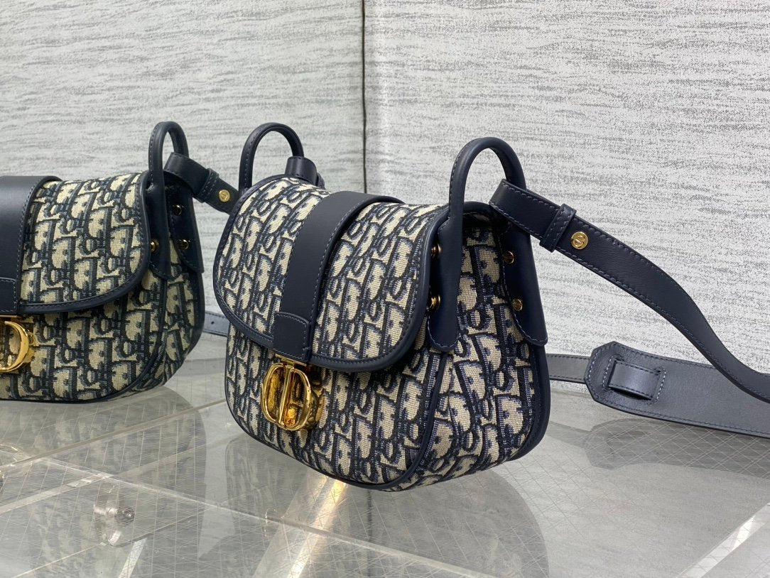 Dior Montaigne