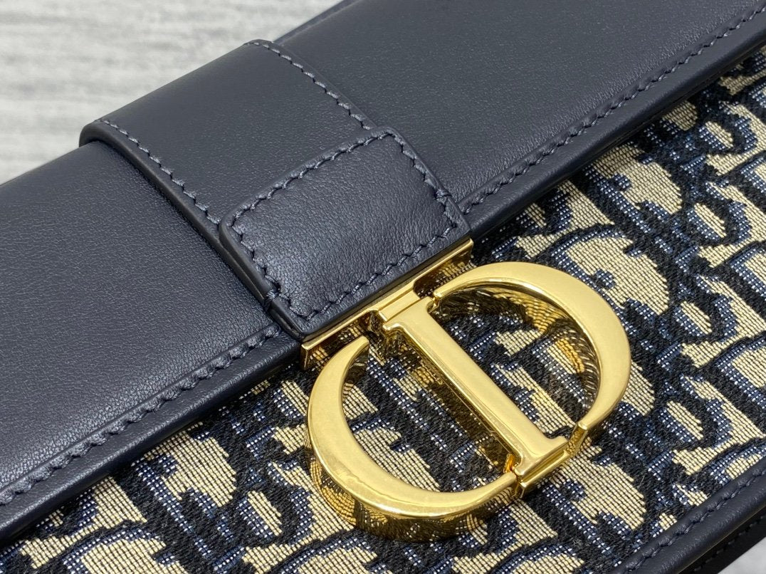 Dior Montaigne