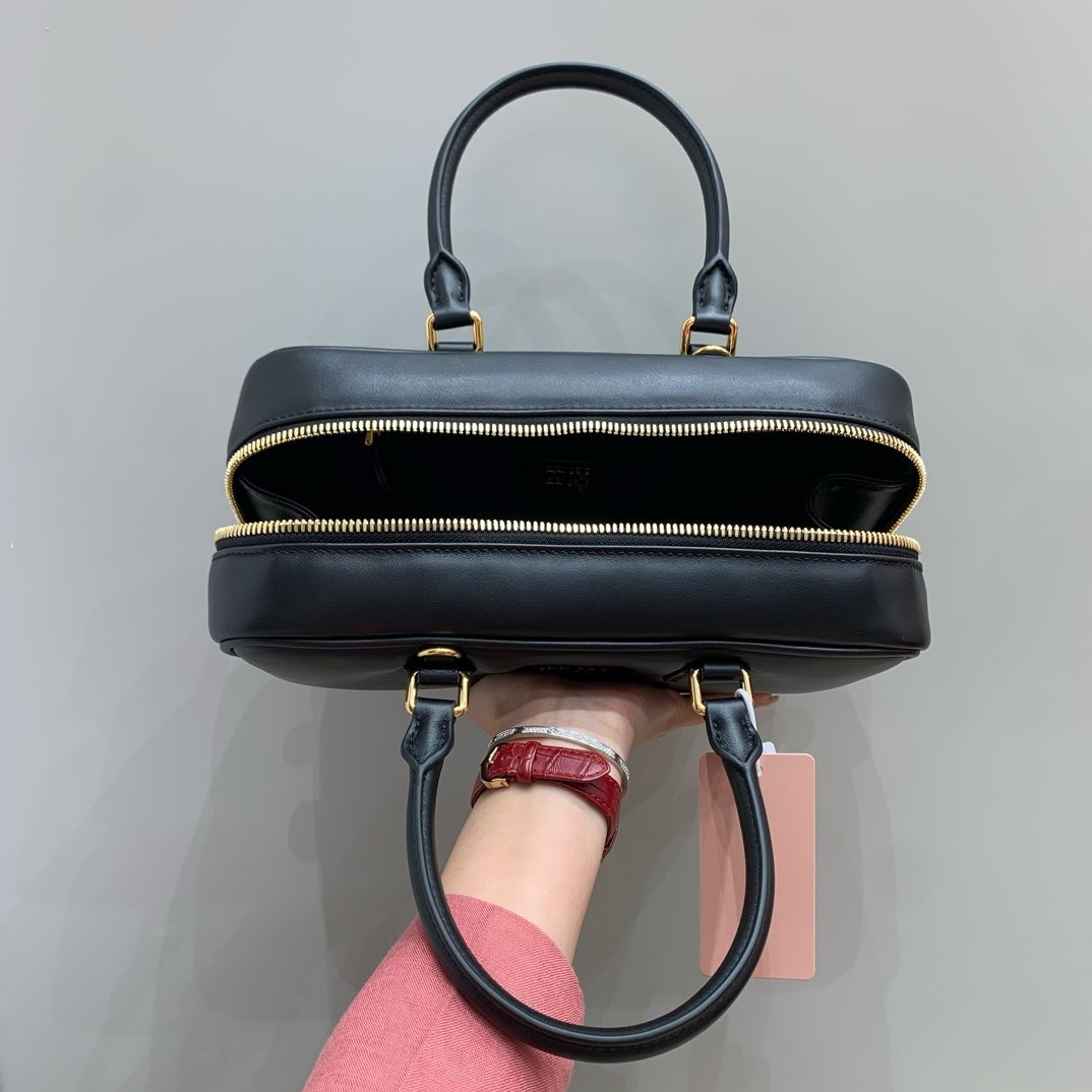 MiuMiu Arcadie