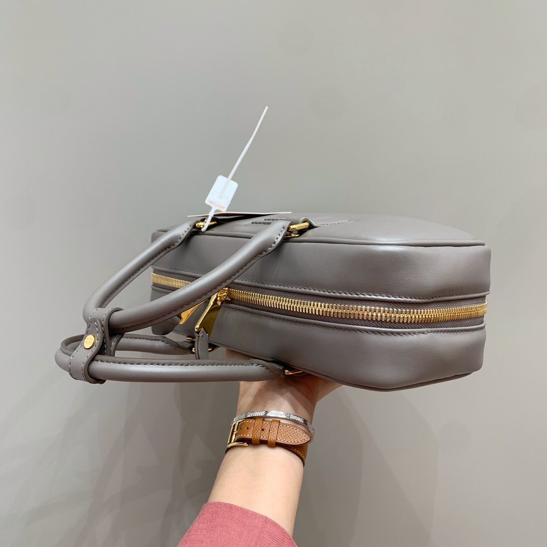 MiuMiu Arcadie