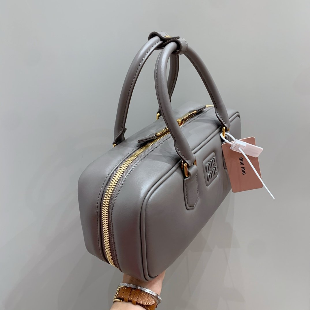 MiuMiu Arcadie