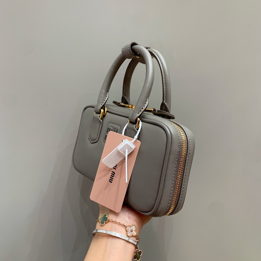 MiuMiu Arcadie mini