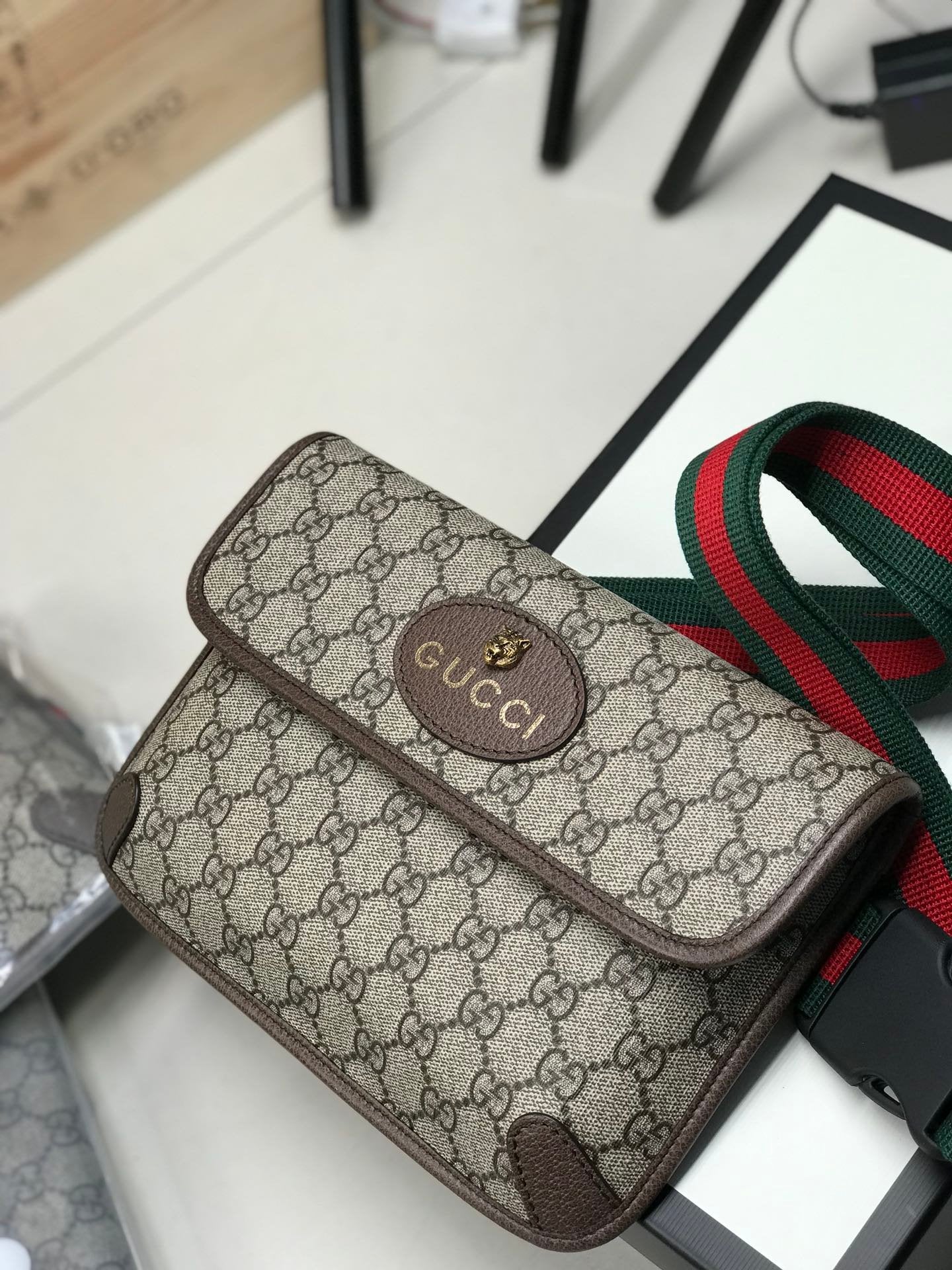 GUCCI