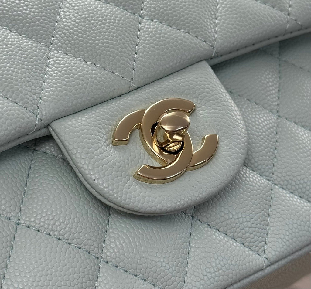 CHANEL Classic Flap