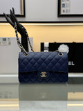 CHANEL Classic Flap (23cm)