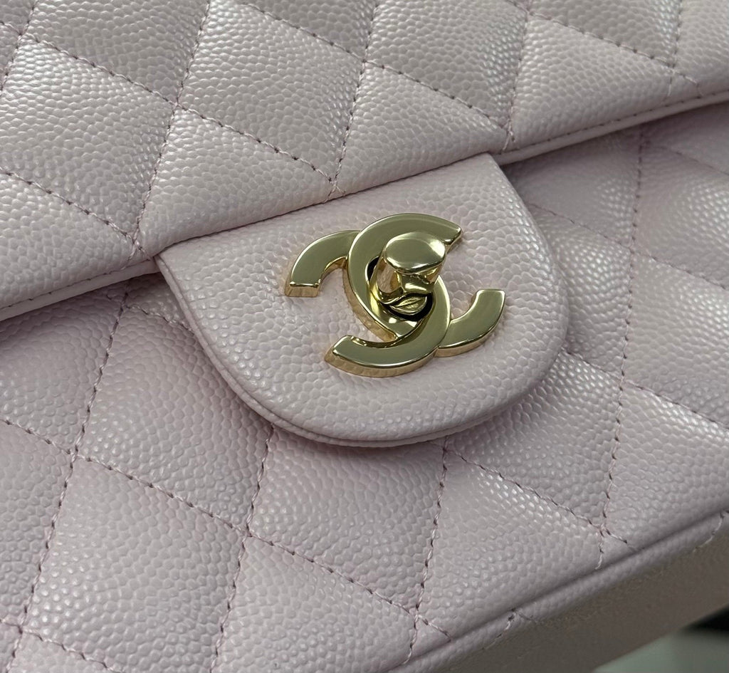 CHANEL Classic Flap (25cm)