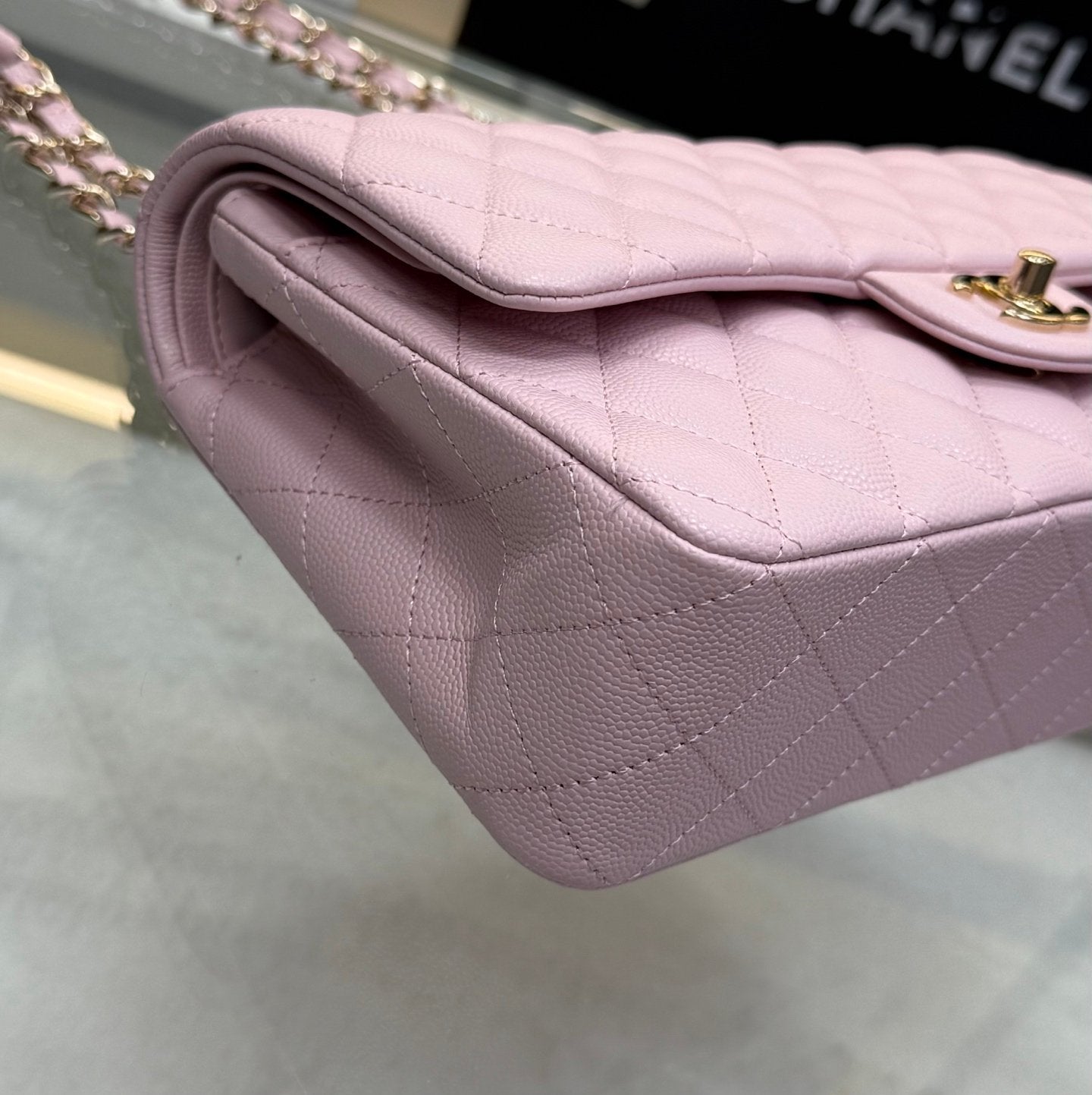 CHANEL Classic Flap (25cm)