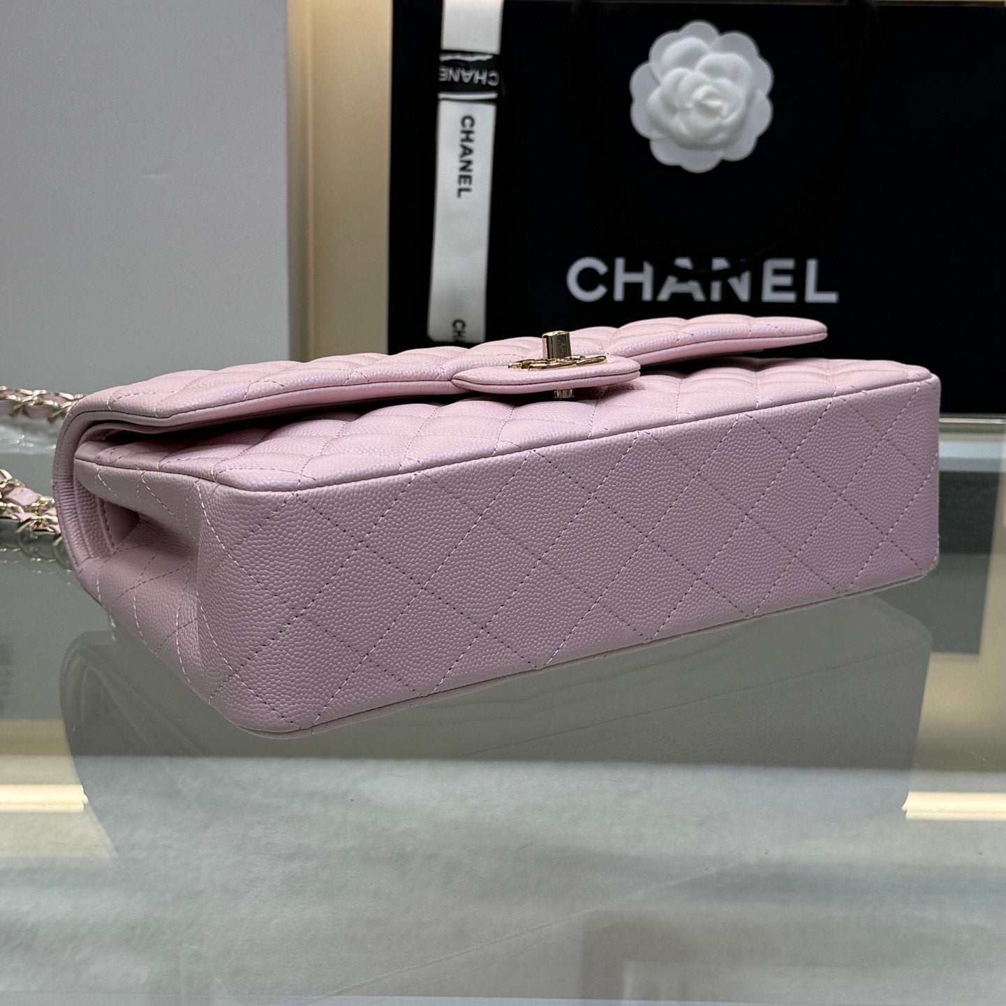 CHANEL Classic Flap (25cm)