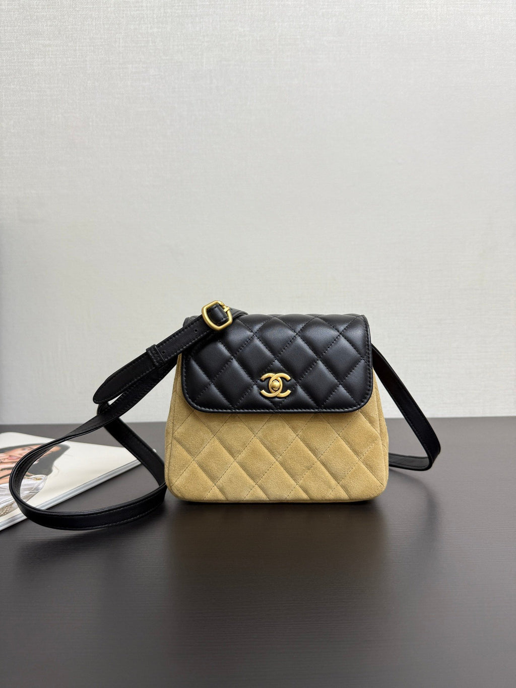 Chanel 25A