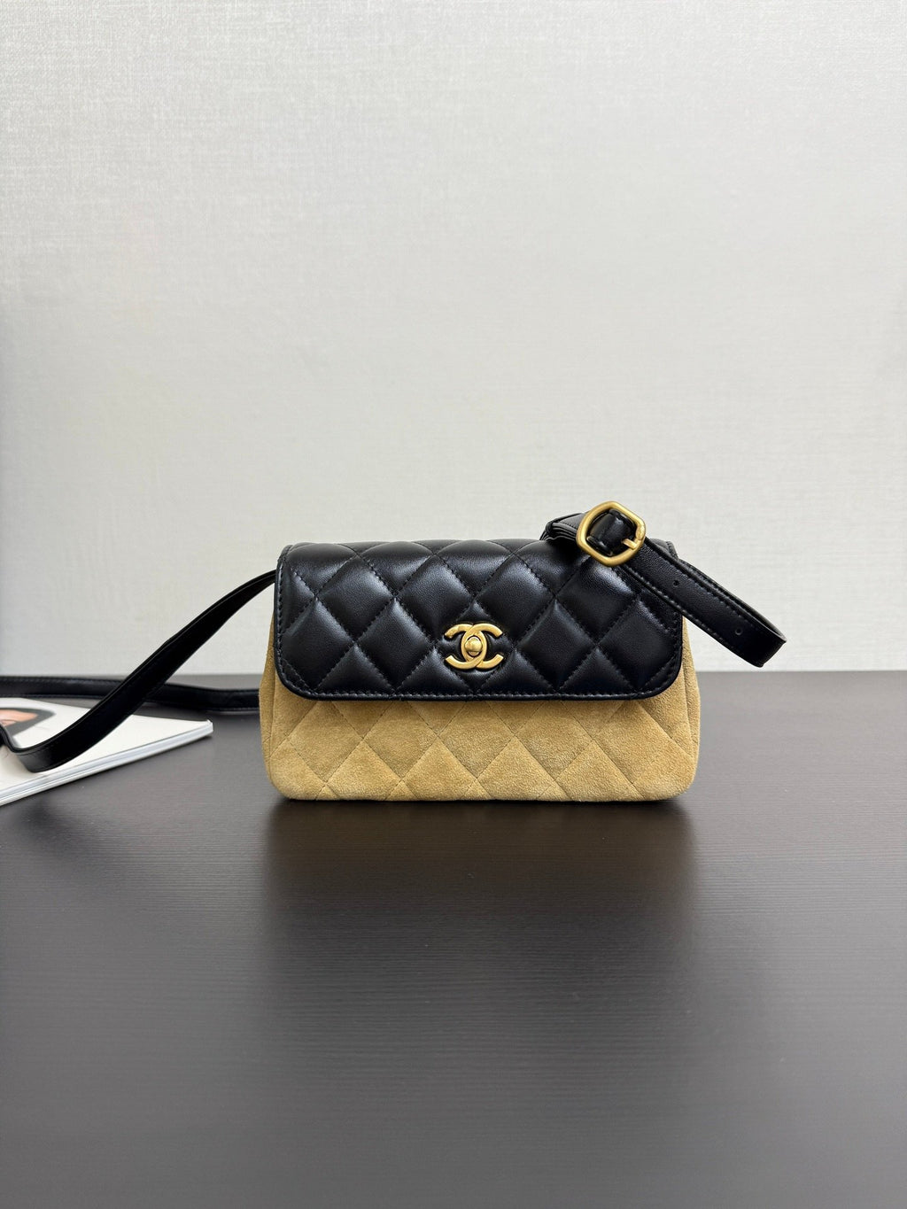 Chanel 25A