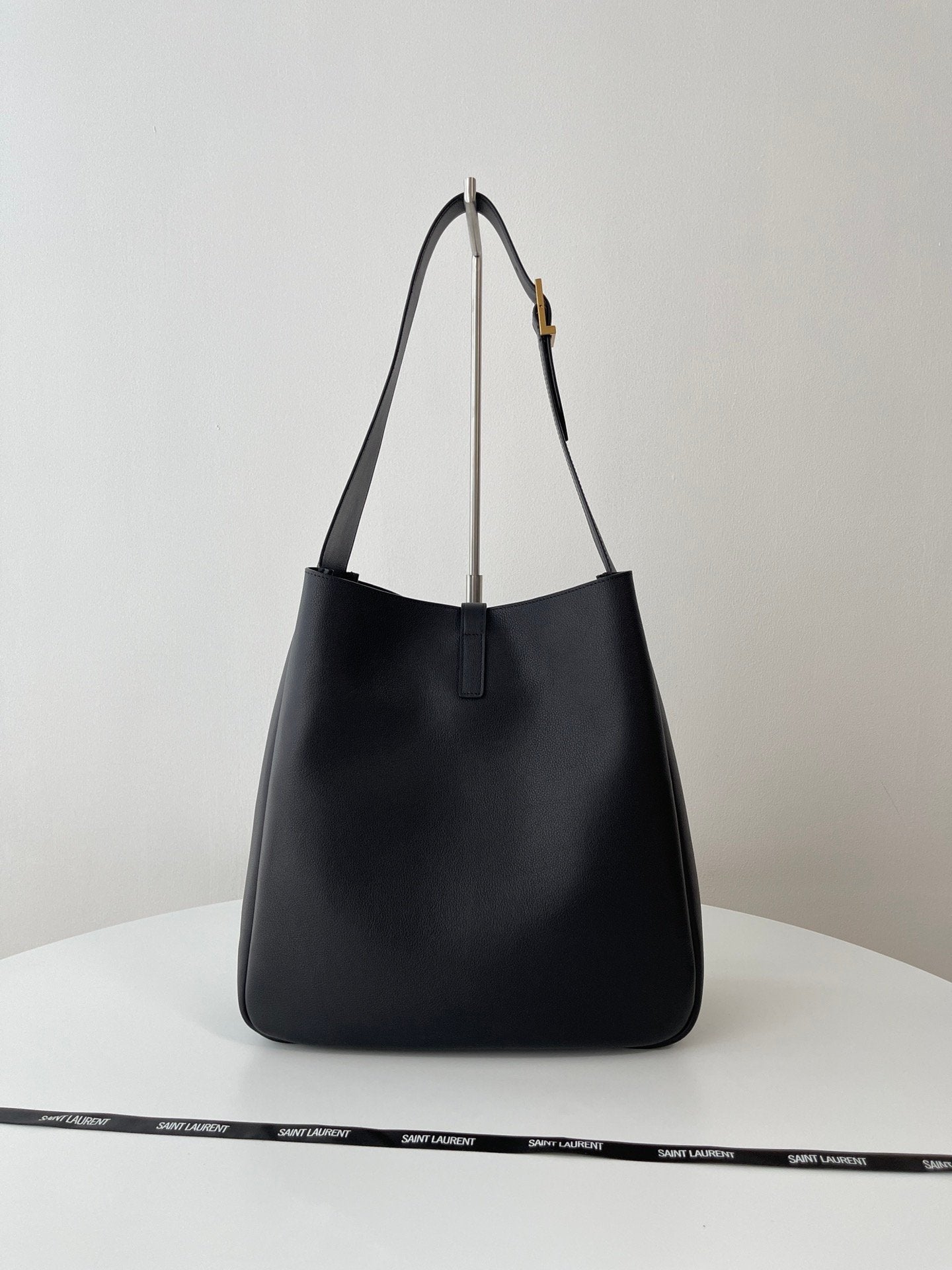 YSL Soft Hobo（large）