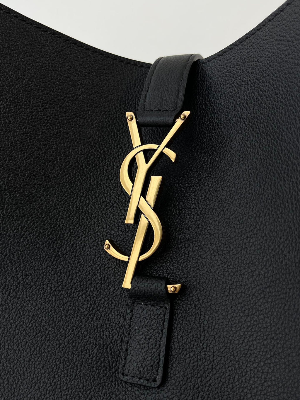 YSL Soft Hobo（large）