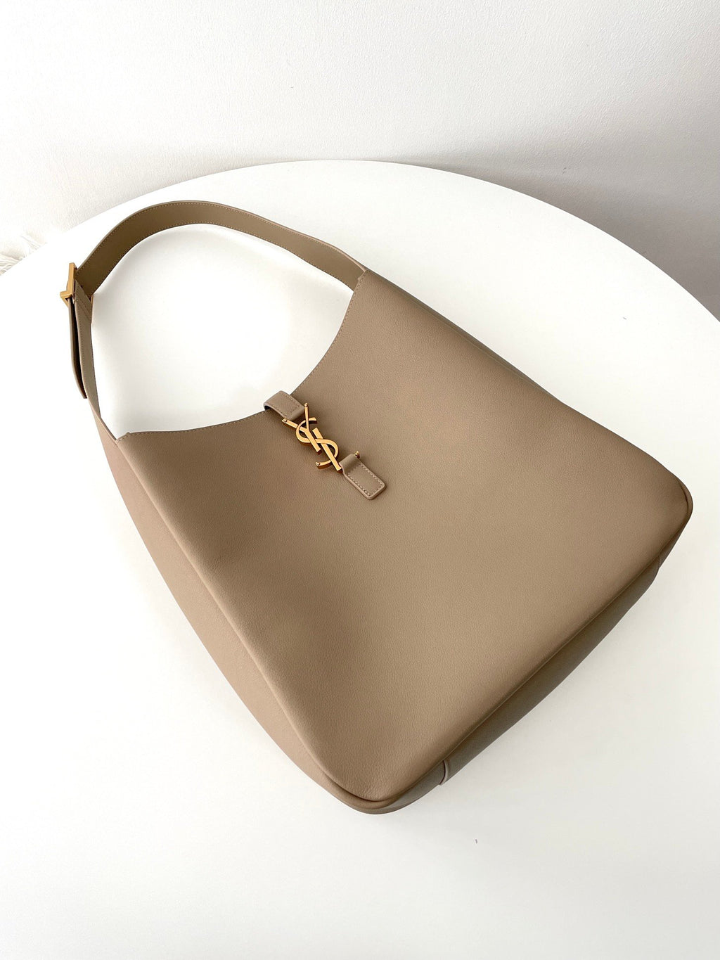 YSL Soft Hobo（large）