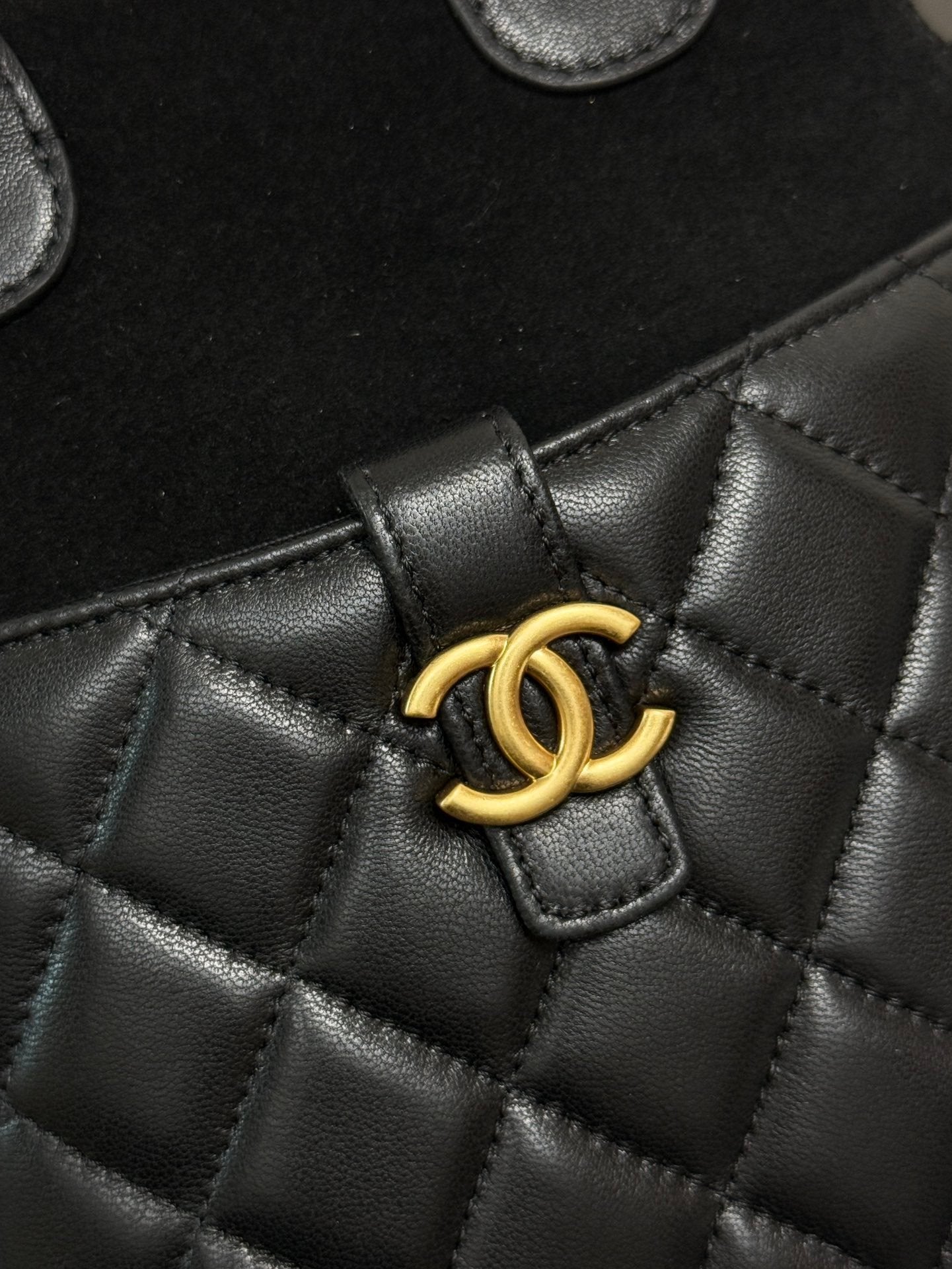 Chanel 25A
